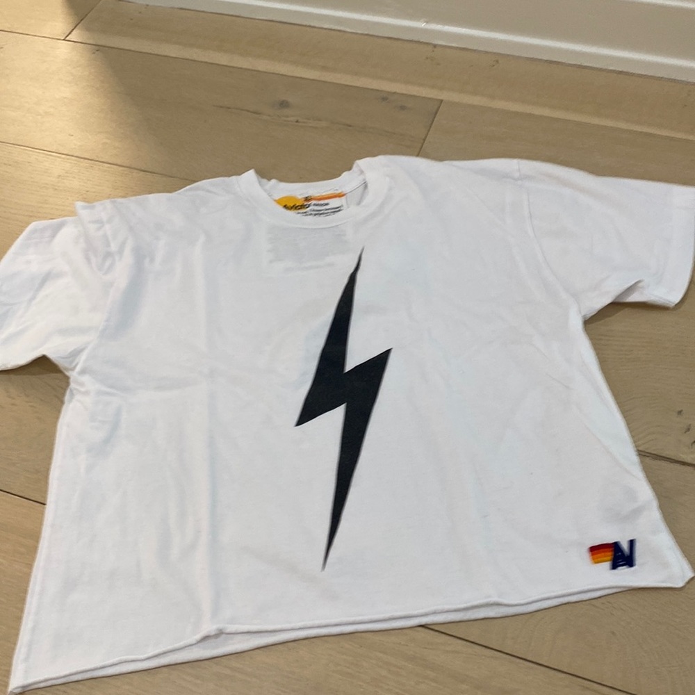 REAL white AV tee shirt size XL with black bolt